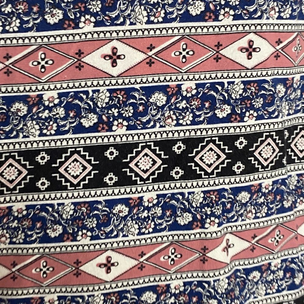 ✅Maurices Aztec Patterned Tank Top - Picture 2 of 4